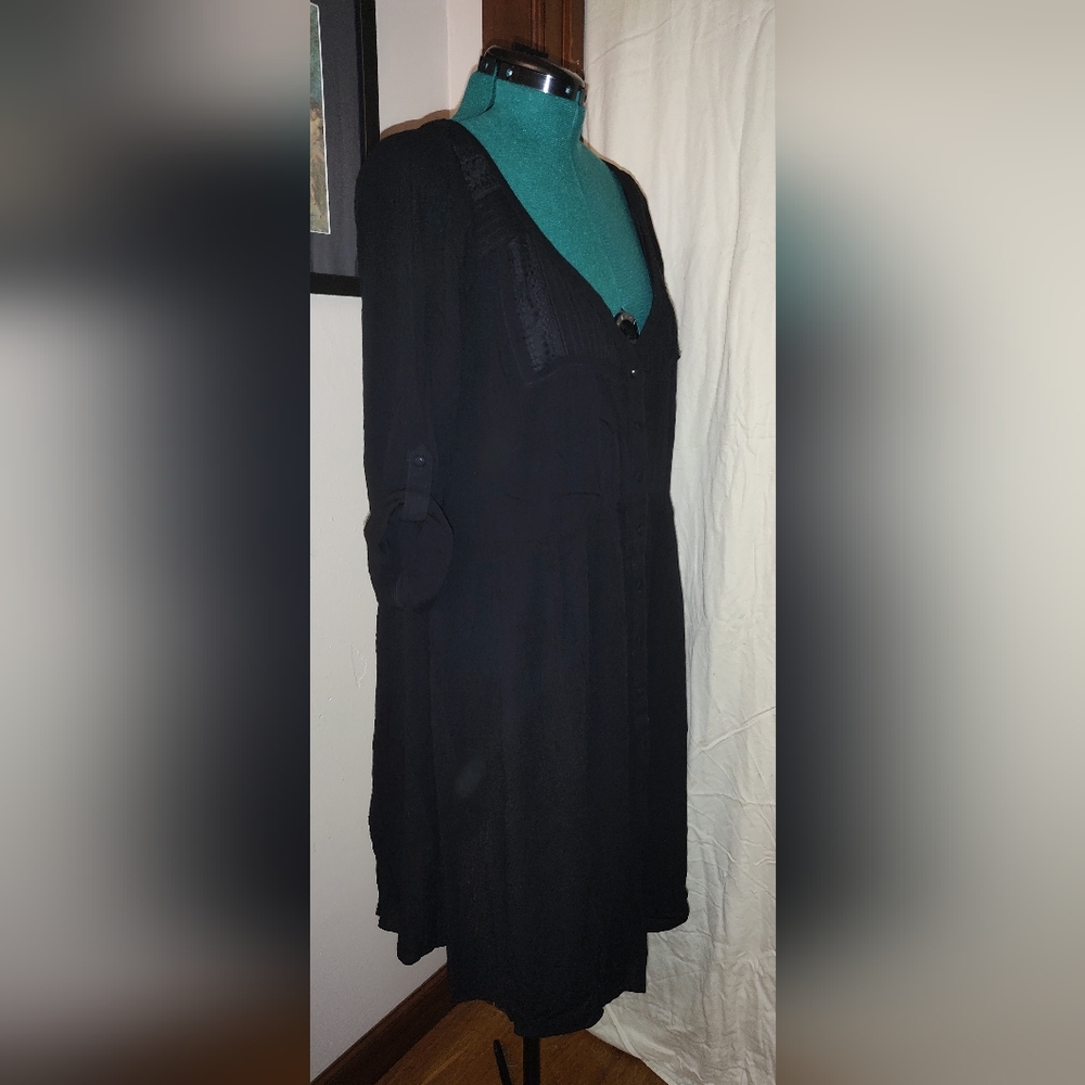 NWT Torrid 1 Midi Gauze Shirt Dress Long Sleeve with Tab Ties Crochet Inset